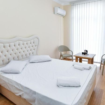 Just Inn Кутаїсі Екстер'єр фото