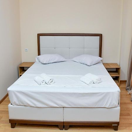 Just Inn Кутаїсі Екстер'єр фото