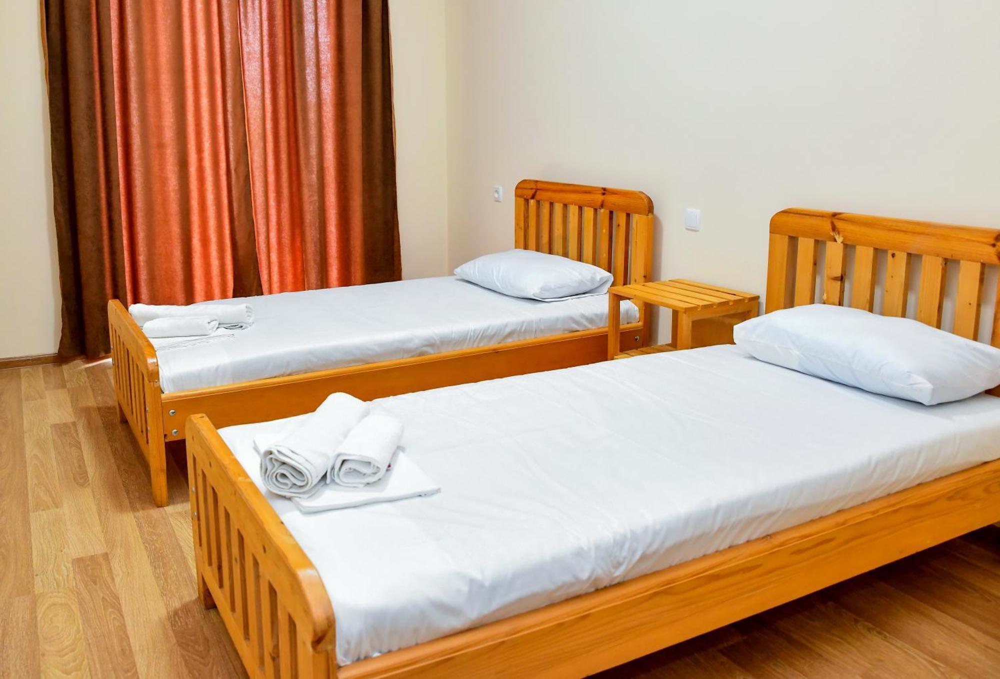 Just Inn Кутаїсі Екстер'єр фото